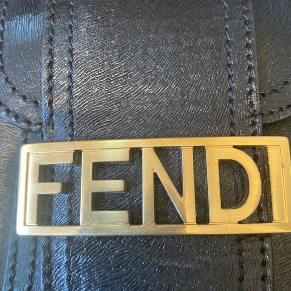 Fendi leather baguette bag - Picture 10 of 16